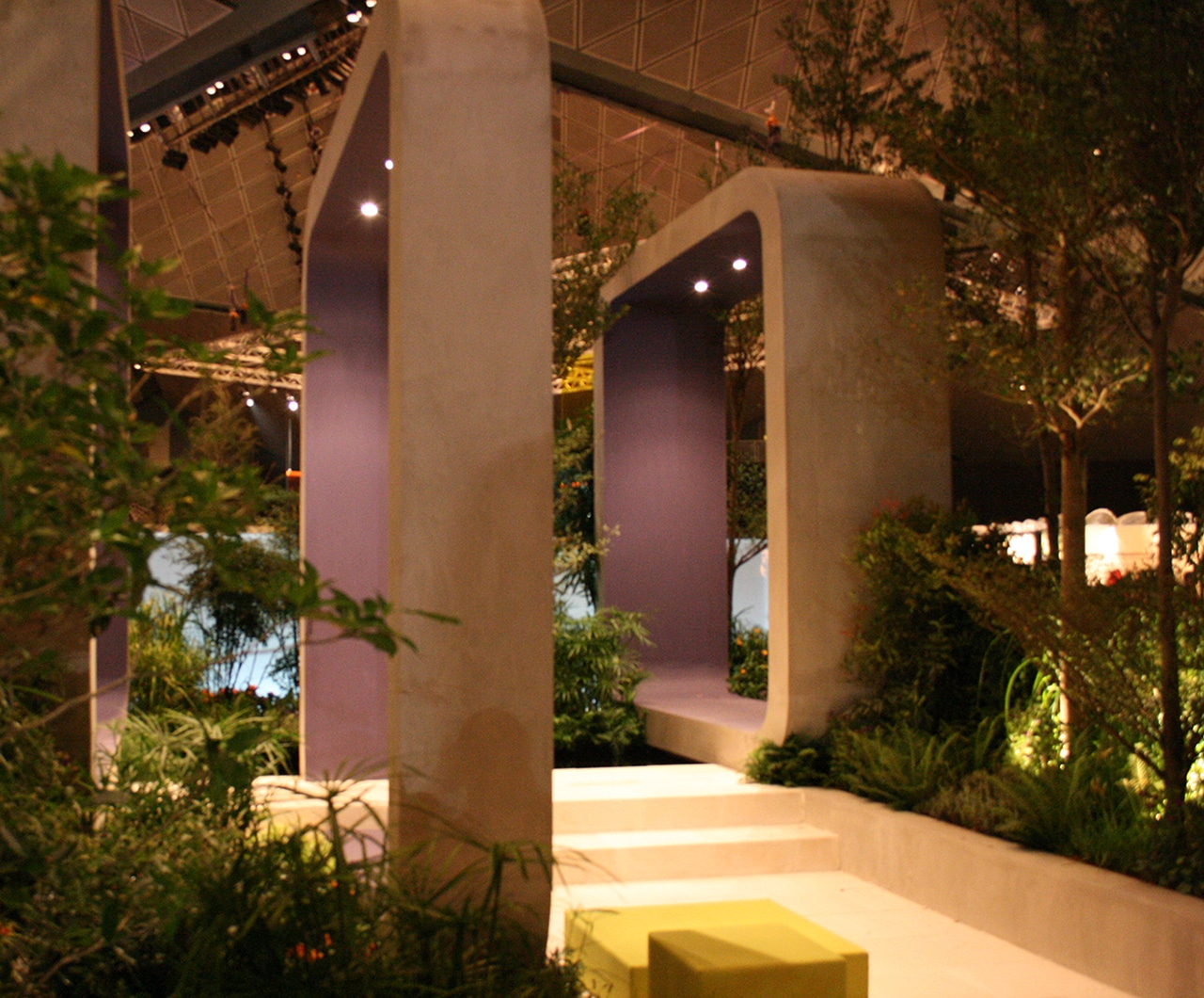 Singapore Garden Festival 2008 - sculptural arches acting as frames