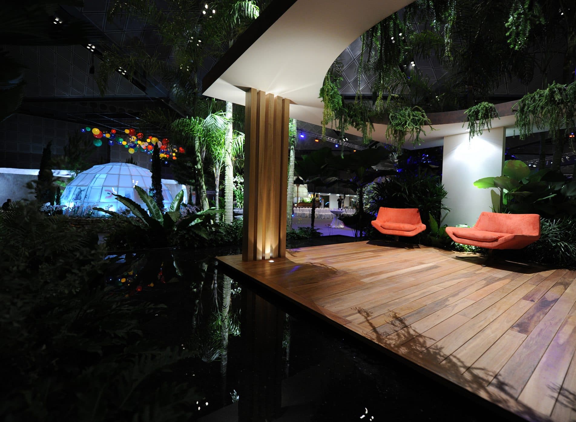 View from the garden toward the exhibition hall - Singapore Garden Festival 2012