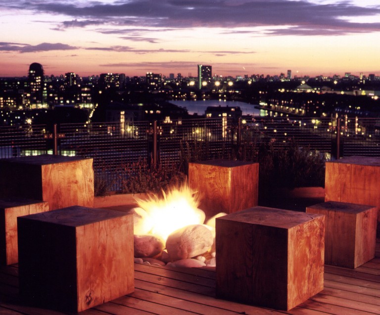 2004 Design and Decoration Award winning garden - Docklands terrace with firepit