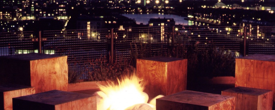 2004 Design and Decoration Award winning garden - Docklands terrace with firepit