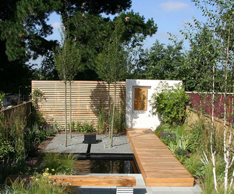 2005 Society of Garden Designers competition winner - a garden designed for a new build house