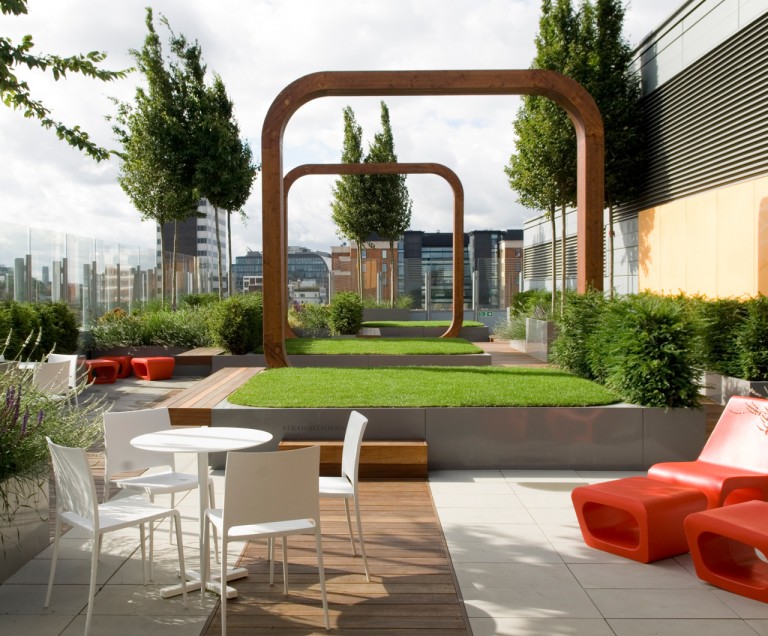 2008 Health Care Awards - Best Outside Space winner - Great Ormond Street Hospital