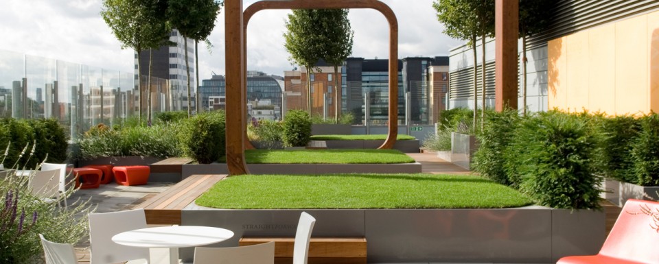 2008 Health Care Awards - Best Outside Space winner - Great Ormond Street Hospital