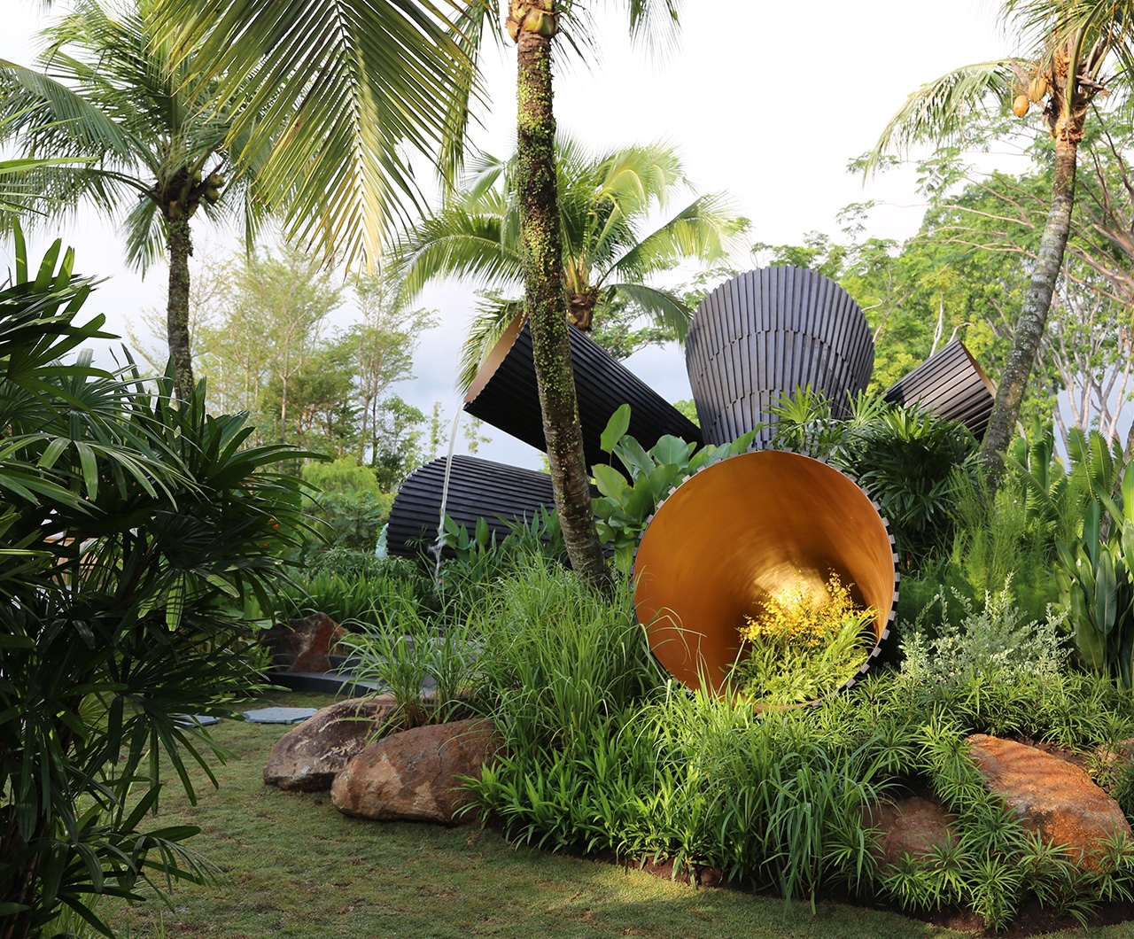 Singapore Garden Festival 2014 'Full Circle?' sculpture