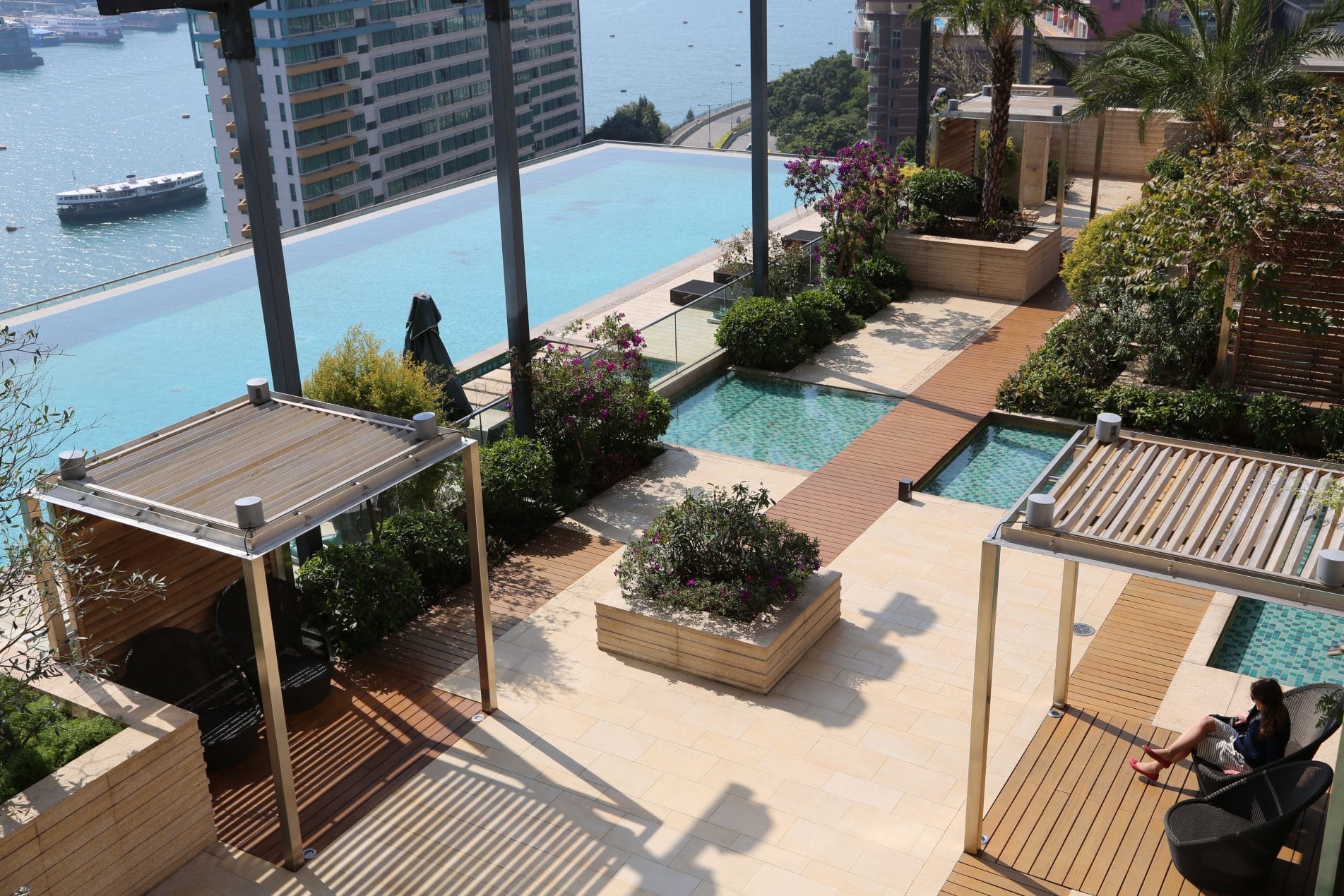 Westminster Terrace, Hong Kong - swimming pool deck