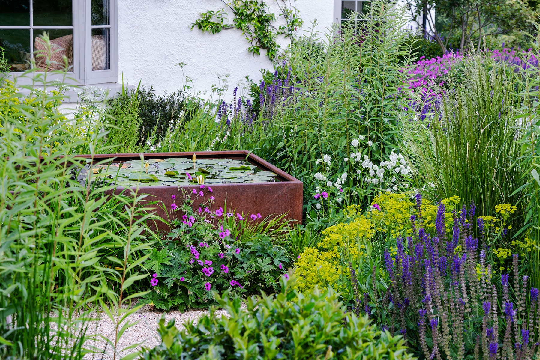 The Forbury - Garden Design in Berkshire