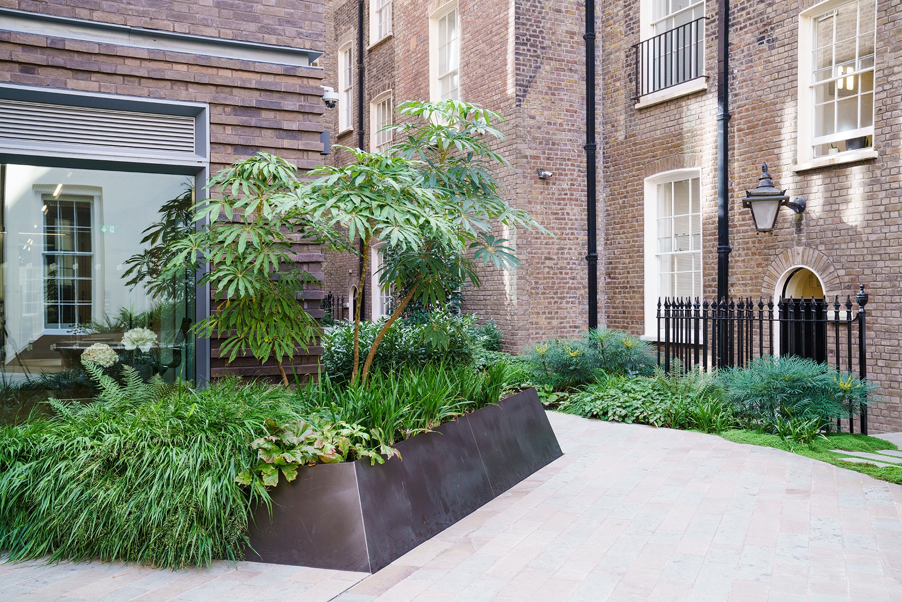 Hobhouse - Garden Design London